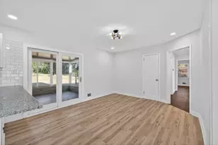 2569 Poplar St, Snellville, GA 30078 - Photo 5