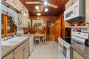 260 E Memorial Dr E, Dallas, GA 30132 - Photo 9