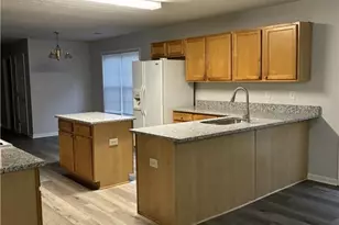 1564 Log Cabin Ln, Lawrenceville, GA 30045 - Photo 7