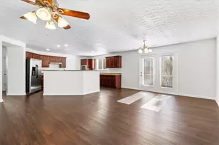 889 Bramble Way, Grayson, GA 30017 - Photo 9