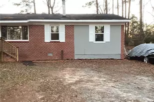 1041 Hillcrest Dr, Union Point, GA 30669 - Photo 3
