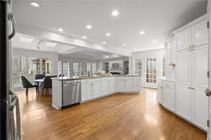 4240 Loch Highland Pkwy NE, Roswell, GA 30075 - Photo 19