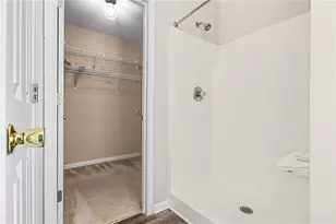 4820 Admiral Ridge Way SW, Lilburn, GA 30047 - Photo 19