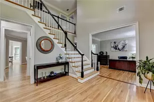 13415 Providence Lake Dr, Alpharetta, GA 30004 - Photo 3