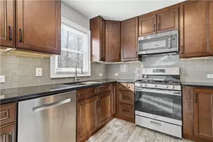 103 Port Victoria Way, Woodstock, GA 30189 - Photo 9