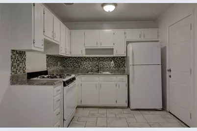 10252 Foxfire Terrace, Jonesboro, GA 30238 - Photo 3