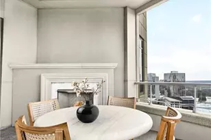 3376 Peachtree Rd NE, Atlanta, GA 30326 - Photo 29