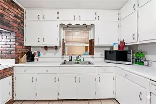 332 Dixie Ave N, Bremen, GA 30110 - Photo 5