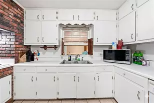 332 Dixie Ave N, Bremen, GA 30110 - Photo 5