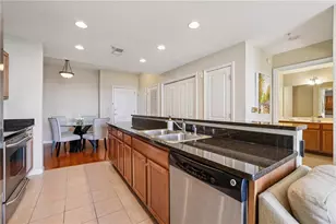 3040 Peachtree Rd NW, Atlanta, GA 30305 - Photo 9