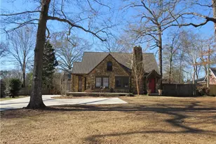 607 N College St, Cedartown, GA 30125 - Photo 1