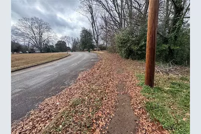 6991 Bruce Circle, Lithonia, GA 30058 - Photo 3