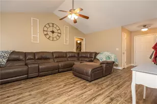 277 Stonebrook Dr, Demorest, GA 30535 - Photo 9