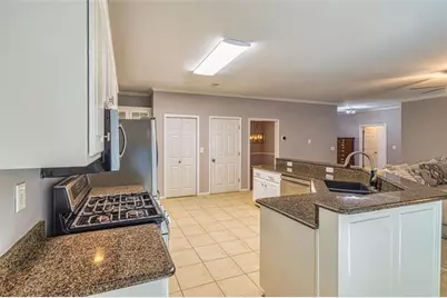 217 Windermere Circle, Newnan, GA 30265 - Photo 15