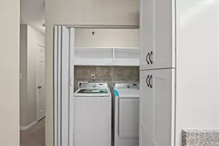 1217 Highland Bluff Dr S E, Atlanta, GA 30339 - Photo 23