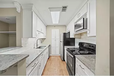 1217 Highland Bluff Drive SE #217, Atlanta, GA 30339 - Photo 5