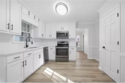 653 Parkcrest Place NE, Marietta, GA 30068 - Photo 5