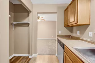 6938 Oakhill Cir, Austell, GA 30168 - Photo 13