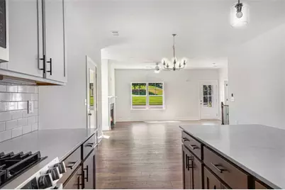 301 Retreat Way, Carrollton, GA 30116 - Photo 11