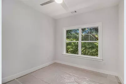 301 Retreat Way, Carrollton, GA 30116 - Photo 17