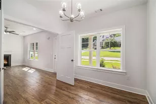 301 Retreat Way, Carrollton, GA 30116 - Photo 7