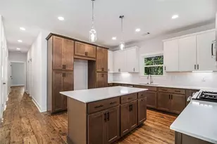 301 Retreat Way, Carrollton, GA 30116 - Photo 15