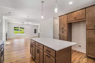 301 Retreat Way, Carrollton, GA 30116 - Photo 13