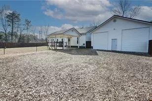 960 McEntyre Loop SE, Calhoun, GA 30701 - Photo 1