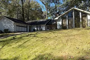 392 Greenfield Ct, Marietta, GA 30068 - Photo 1