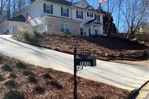 5832 Bay View Dr, Buford, GA 30518 - Photo 3