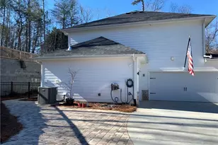 5832 Bay View Dr, Buford, GA 30518 - Photo 7