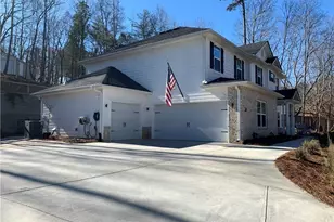 5832 Bay View Dr, Buford, GA 30518 - Photo 9