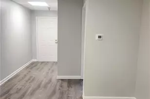 215 Meridian St, Canton, GA 30114 - Photo 5