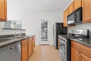 4922 Walden Lake Square, Decatur, GA 30035 - Photo 11