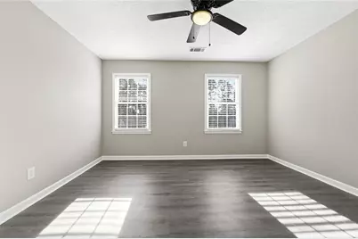 4043 Colonial Drive SW, Lilburn, GA 30047 - Photo 17