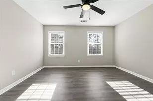 4043 Colonial Dr SW, Lilburn, GA 30047 - Photo 17