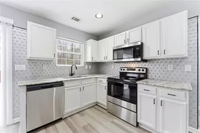 360 Walton View, Fairburn, GA 30213 - Photo 15