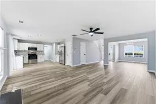 360 Walton View, Fairburn, GA 30213 - Photo 11