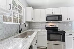 360 Walton View, Fairburn, GA 30213 - Photo 17