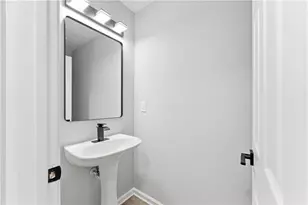 360 Walton View, Fairburn, GA 30213 - Photo 19