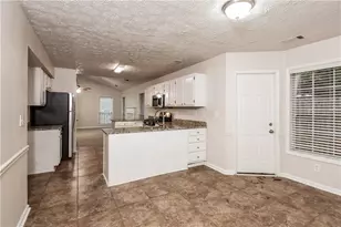 949 Heartwood Cir, Lawrenceville, GA 30043 - Photo 11