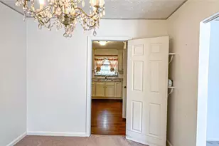 2162 Holly Hill Dr, Decatur, GA 30032 - Photo 13