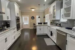 2668 Memorial Dr SE, Atlanta, GA 30317 - Photo 13