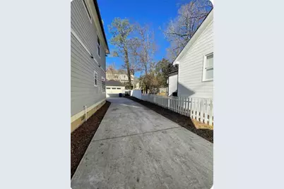 2668 Memorial Drive SE, Atlanta, GA 30317 - Photo 3