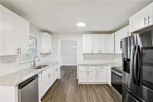 2886 Jones Mill Rd, Atlanta, GA 30360 - Photo 9