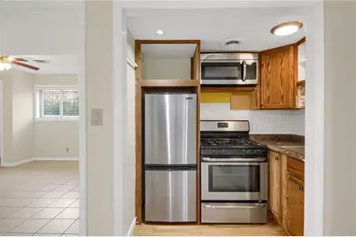 1462 Ester Court, Riverdale, GA 30296 - Photo 7