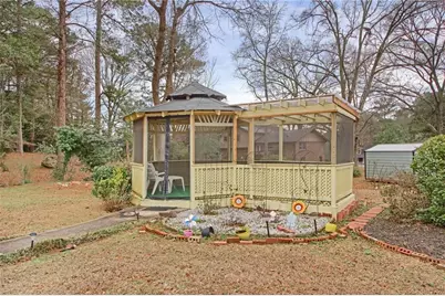 1462 Ester Court, Riverdale, GA 30296 - Photo 15