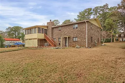 1462 Ester Court, Riverdale, GA 30296 - Photo 17