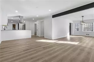 631 Bralorne Dr, Stone Mountain, GA 30087 - Photo 9