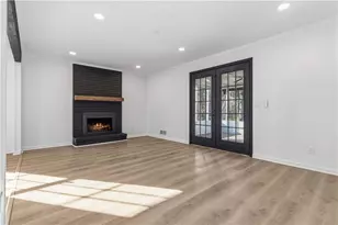 631 Bralorne Dr, Stone Mountain, GA 30087 - Photo 7